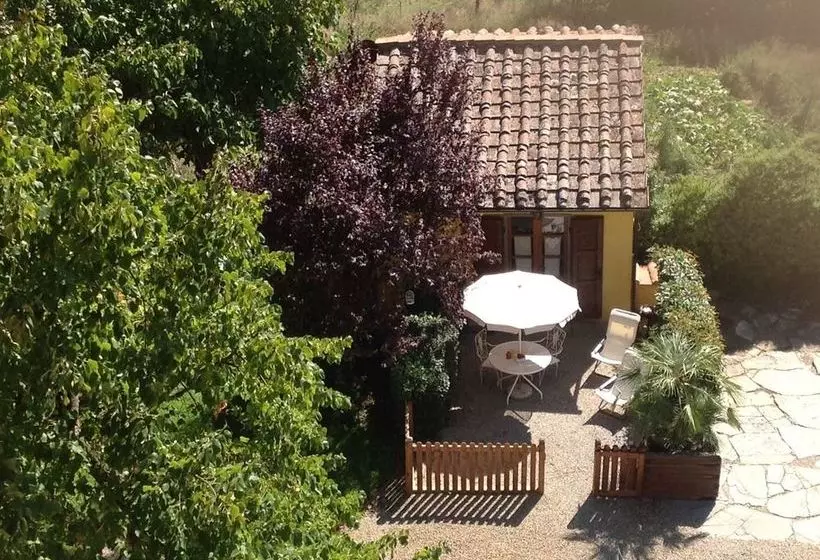 هتل Borgo Dolci Colline