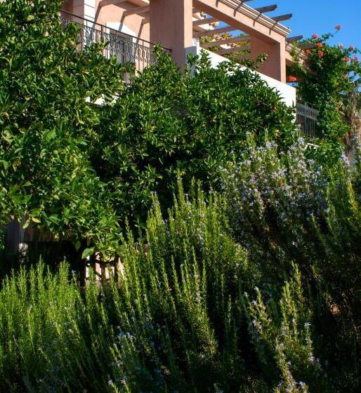 בית מלון כפרי Efrosini Village