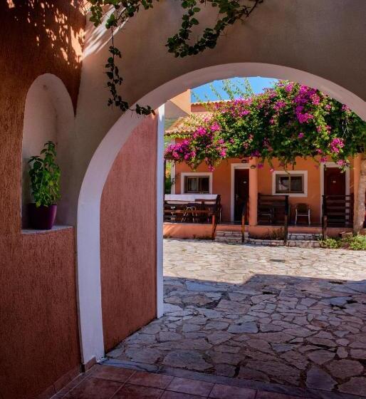 בית מלון כפרי Efrosini Village