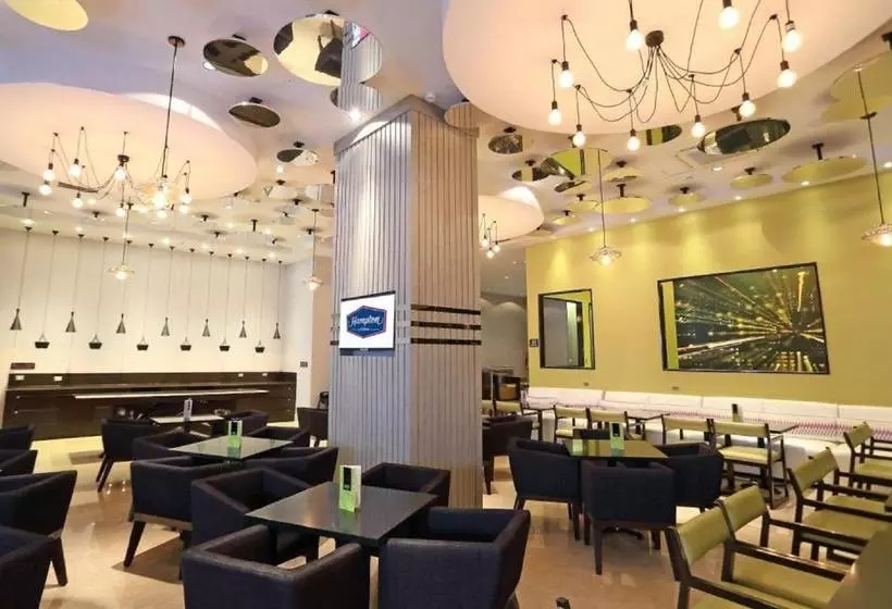 호텔 Hampton By Hilton Panama