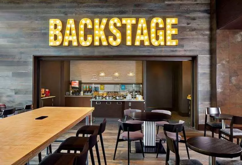 هتل Hampton Inn & Suites Atlanta Midtown