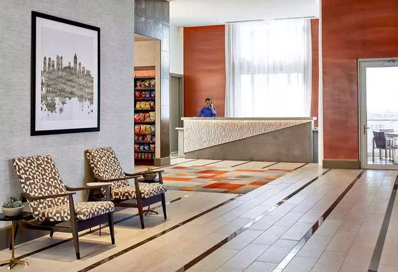 هتل Hampton Inn & Suites Atlanta Midtown