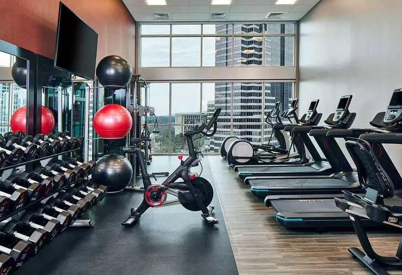 هتل Hampton Inn & Suites Atlanta Midtown