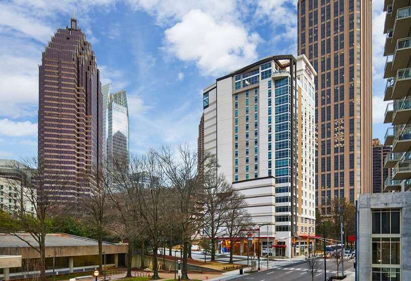 בית מלון כפרי Hampton Inn & Suites Atlanta Midtown