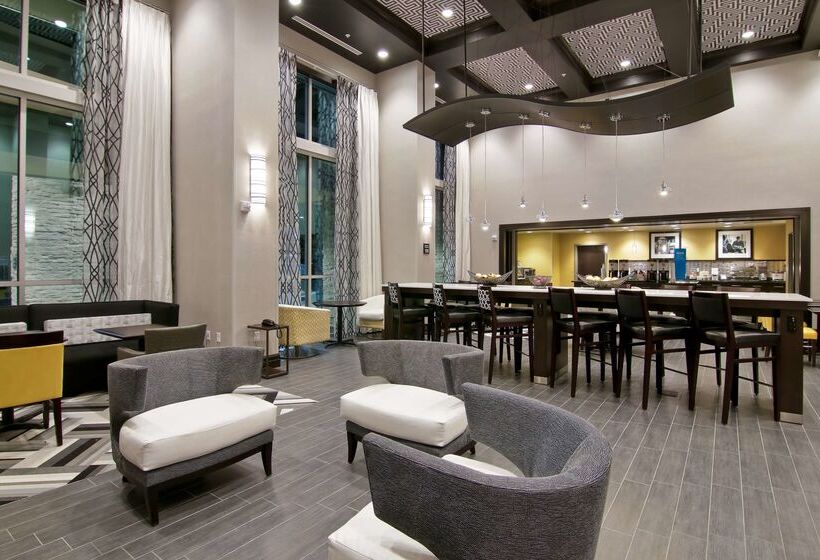 בית מלון כפרי Hampton Inn & Suites Bellevue Downtownseattle