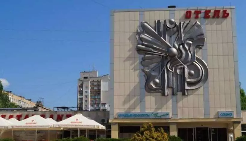 Hotelli Metallurg   Hostel