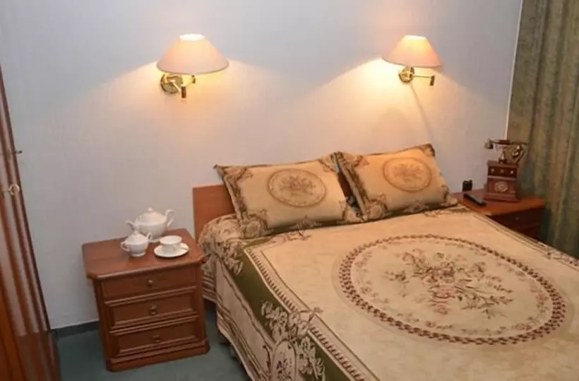 Hotelli Metallurg   Hostel