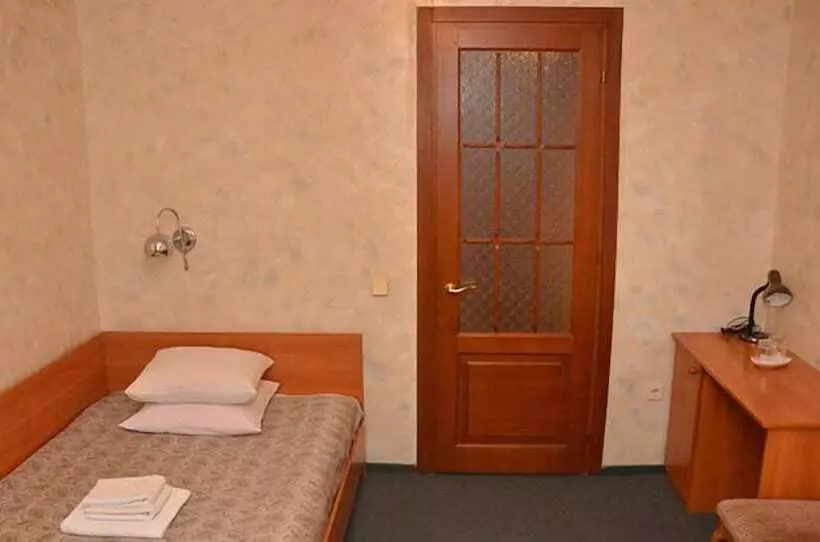 Hotelli Metallurg   Hostel