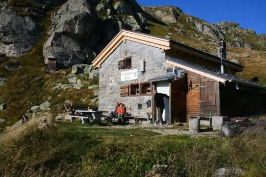 هتل Mittlenberghuette - Binntal Alpinhuette