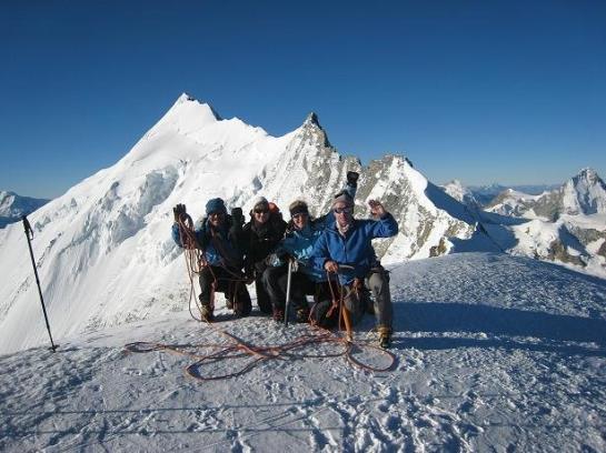 ホテル Mittlenberghuette - Binntal Alpinhuette