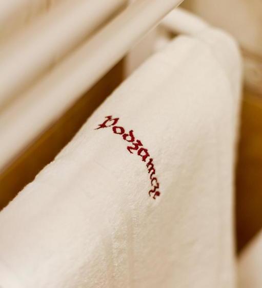 Отель Podzamcze