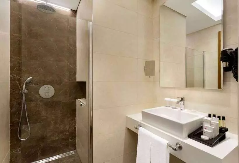 Отель Ramada Plaza By Wyndham Istanbul Asia Airport