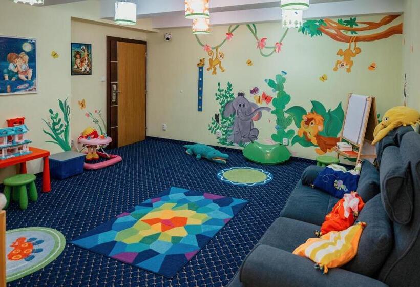 בית מלון כפרי Troyer