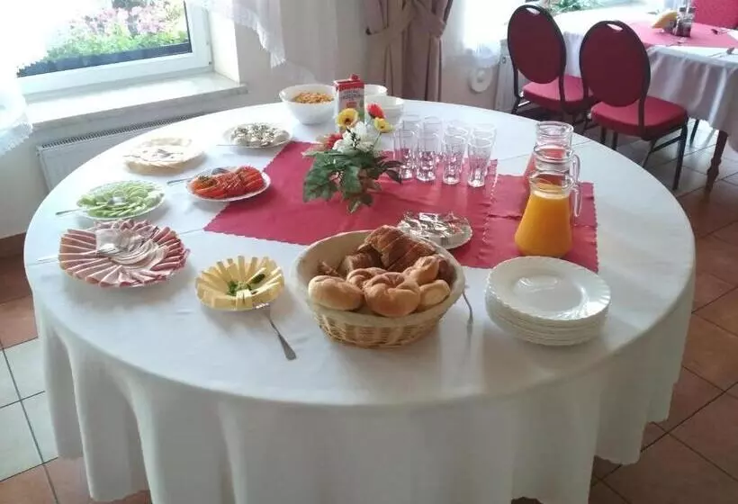 Отель Zajazd Skorpion B&b