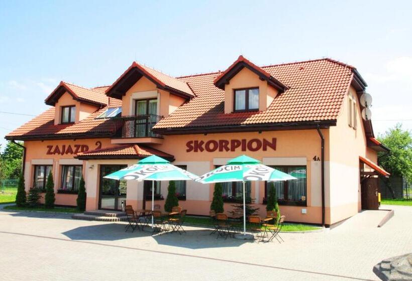 호텔 Zajazd Skorpion B&b