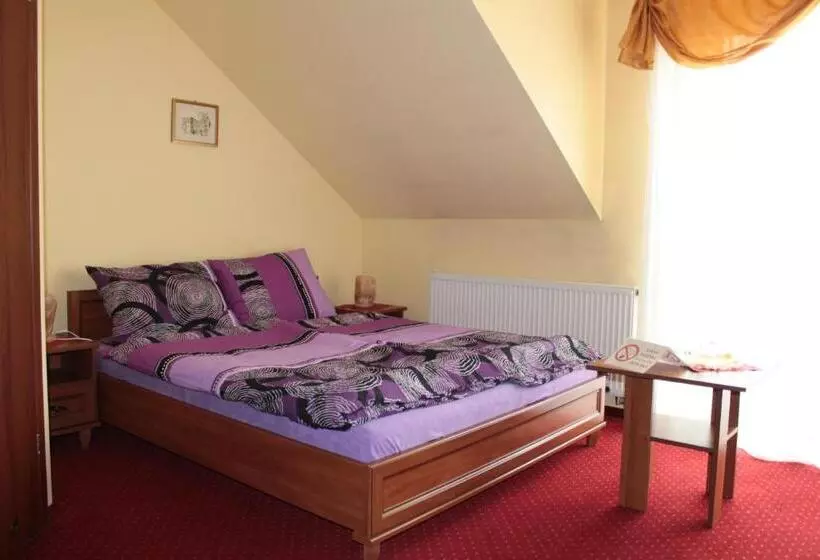 Отель Zajazd Skorpion B&b