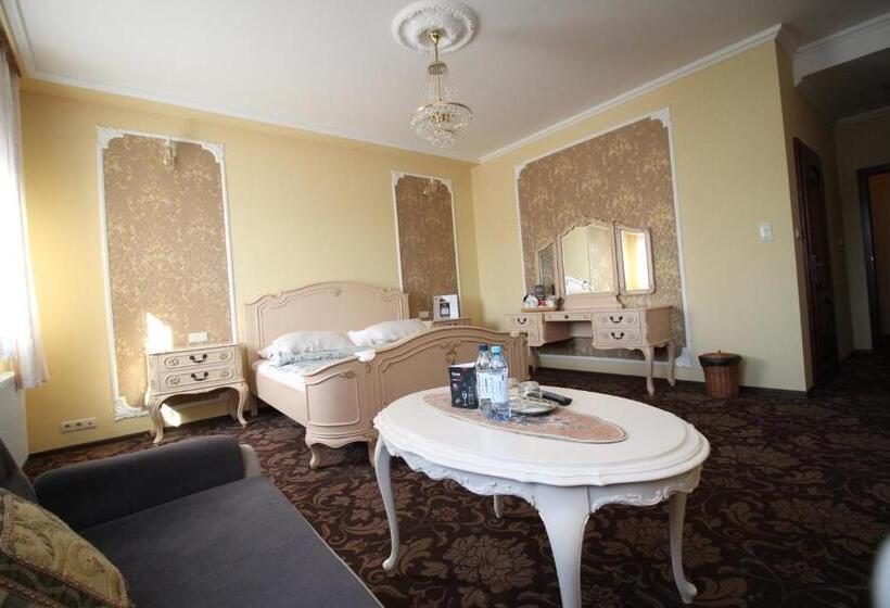 فندق Złote Arkady