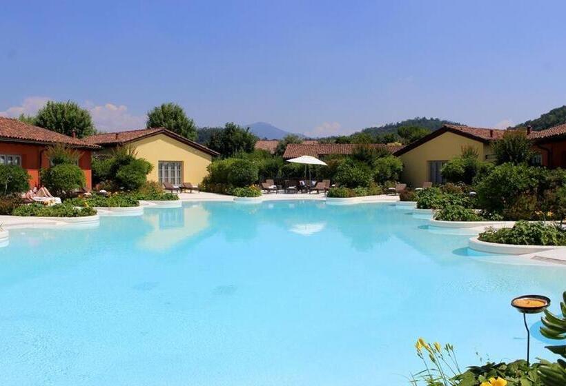 Joia Hotel & Luxury Apartments