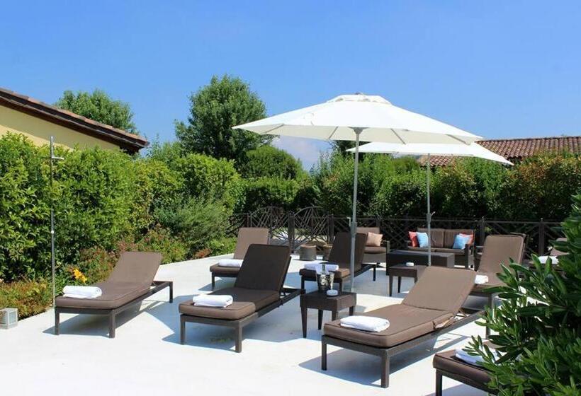 Joia Hotel & Luxury Apartments