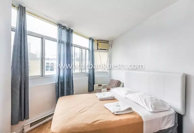 호텔 Toronto Furnished Living