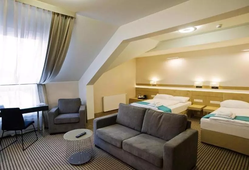 호텔 Great Polonia Velvet Suwałki