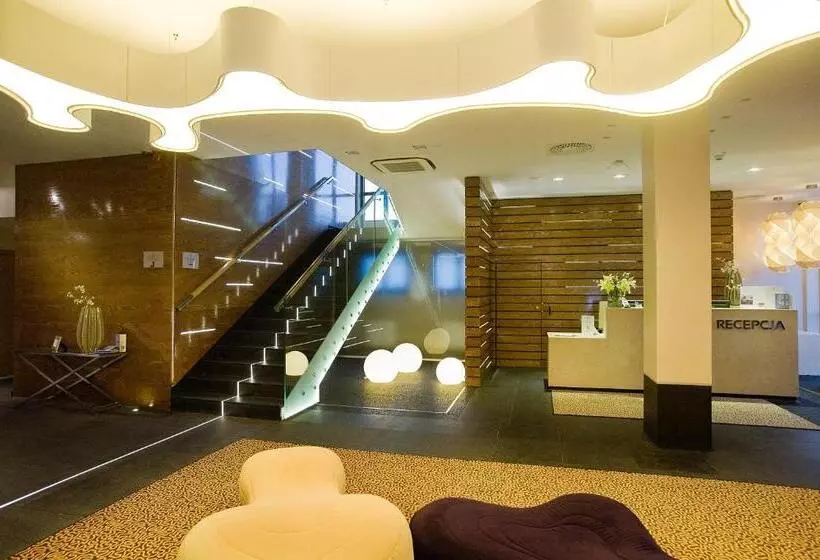 호텔 Great Polonia Velvet Suwałki