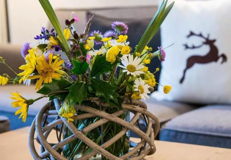 Zin Senfter Residence