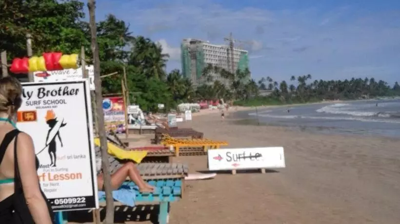 پانسیون Hector House