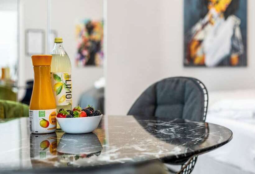 Sky9 Apartments District 3