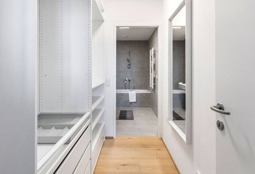 Sky9 Apartments District 3