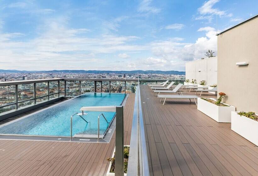 Sky9 Apartments District 3