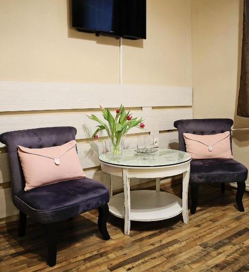 פנסיון Antonio Old Town Residence