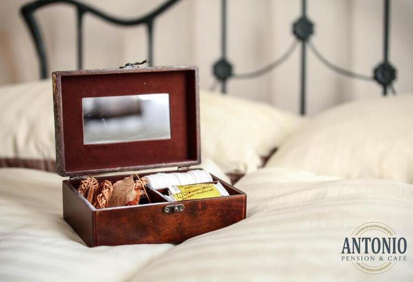 פנסיון Antonio Old Town Residence