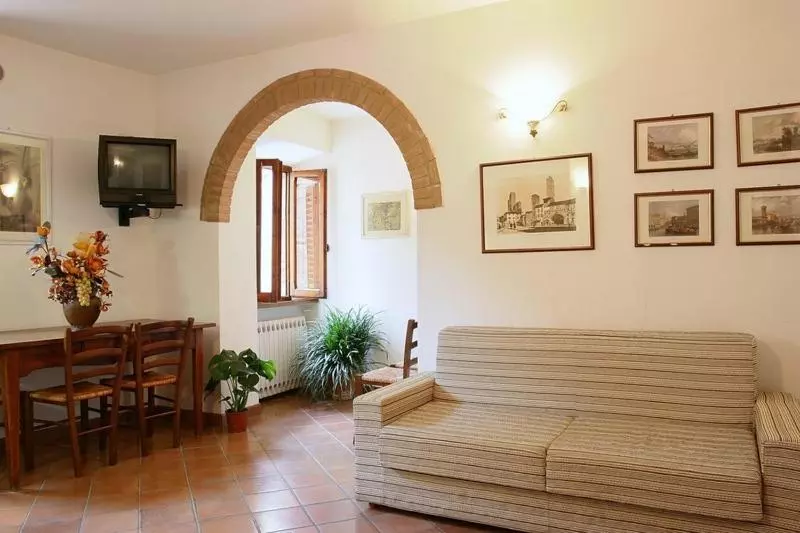 Majatalo La Torre Nomipesciolini