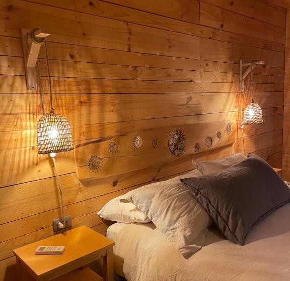 تختخواب و صبحانه Palafito Entre Mar Y Tierra