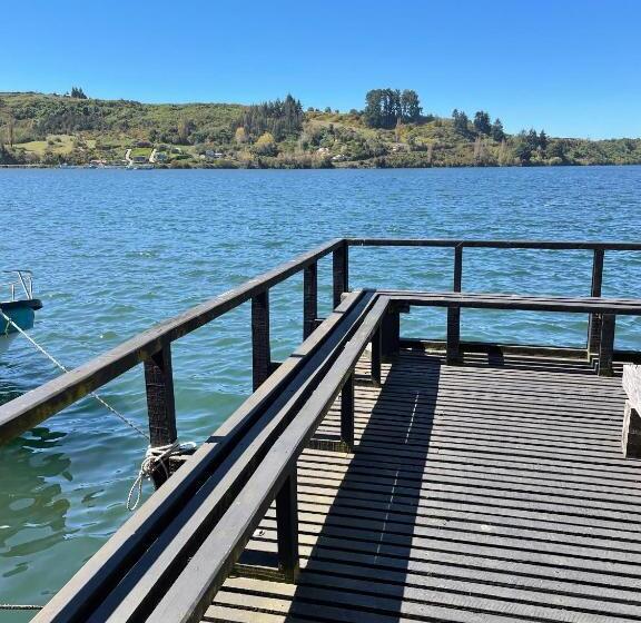 تختخواب و صبحانه Palafito Entre Mar Y Tierra