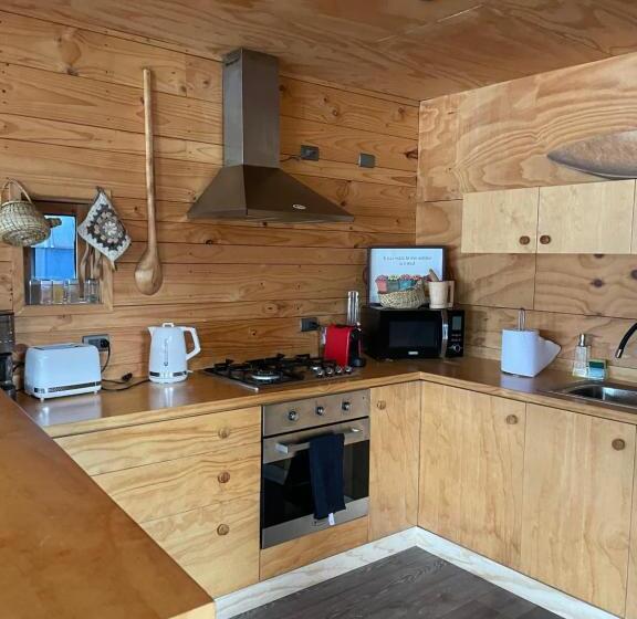 تختخواب و صبحانه Palafito Entre Mar Y Tierra