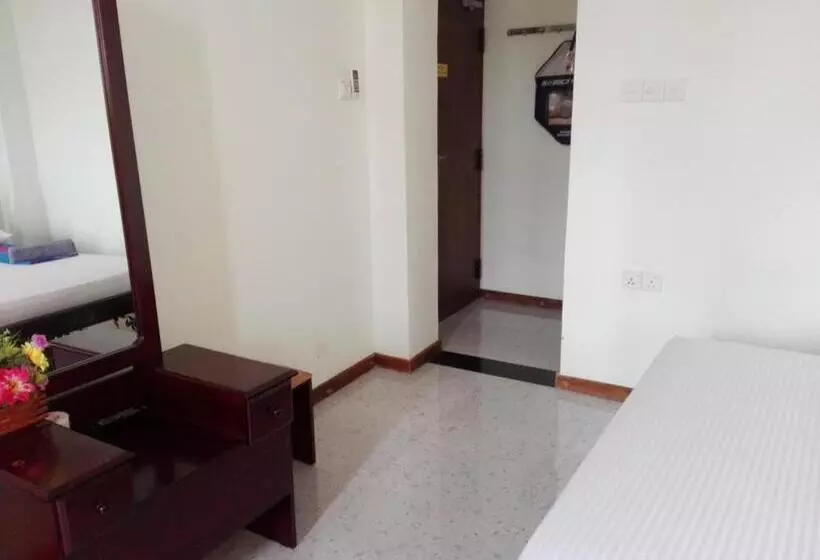 تختخواب و صبحانه Sacred City Tourist Resort