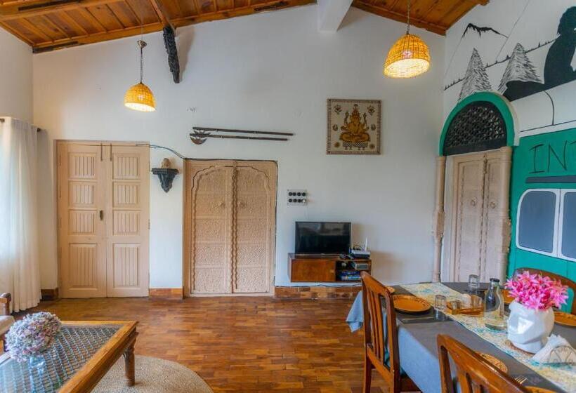 تختخواب و صبحانه Seclude Ramgarh Arthouse