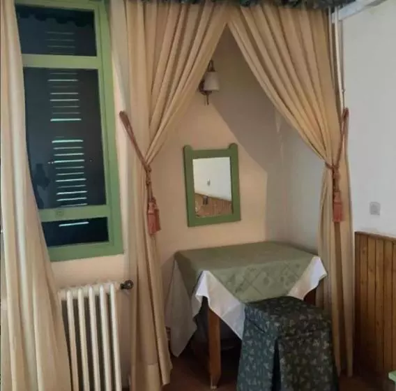 Hotelli Auberge Des Cascades Imouzzer   Paradise Valley