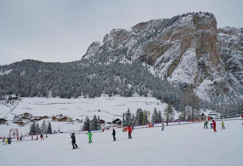 酒店 Garni La Majon