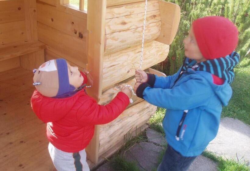 酒店 Garni La Majon