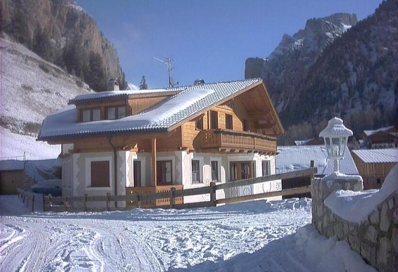 酒店 Garni La Majon