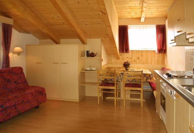 酒店 Garni La Majon