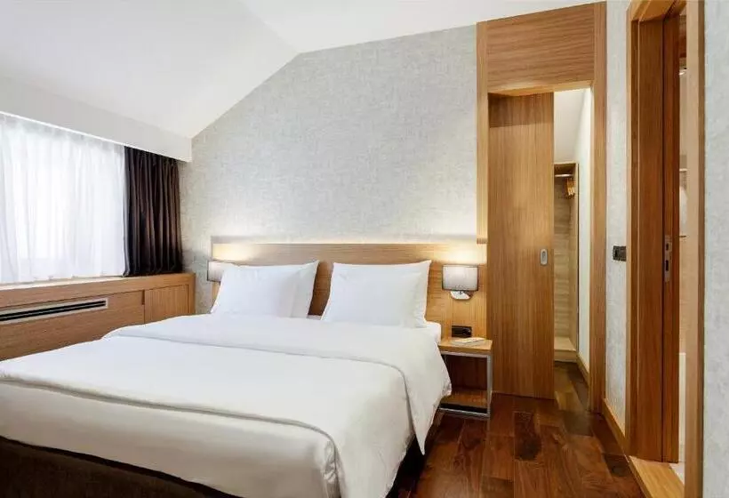 هتل Grand Kopaonik