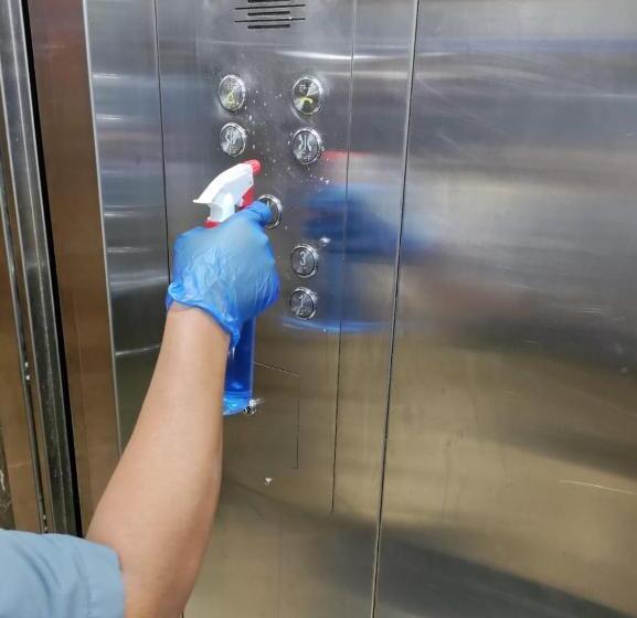 בית מלון כפרי Park Residency