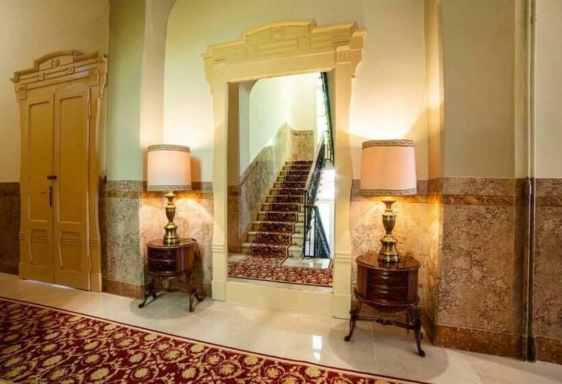 ホテル Villa Marie