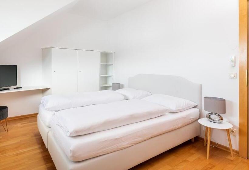 בית מלון כפרי Werzer Strandcasino