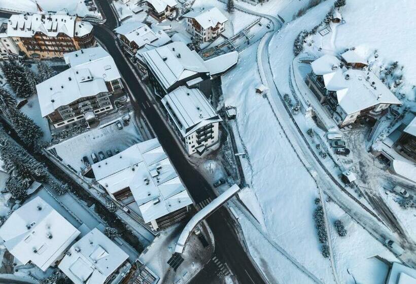 Stella Hotel   My Dolomites Experience