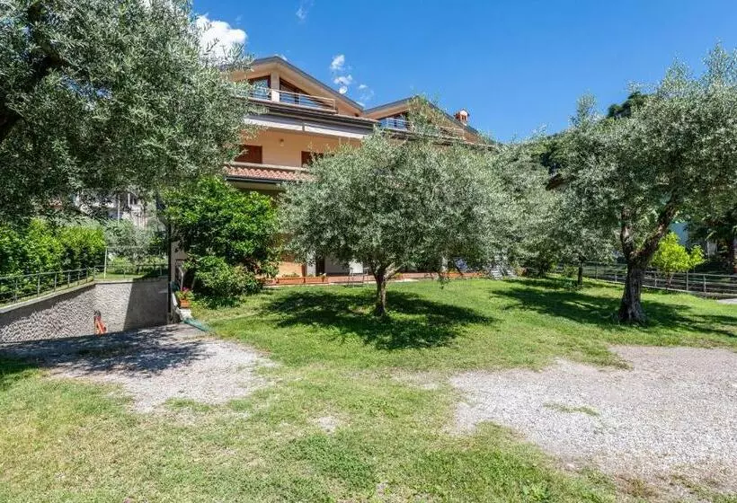 Casa Caterina Con Giardino